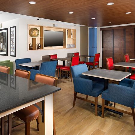 Holiday Inn Express & Suites San Antonio - Downtown Market Area By Ihg Luaran gambar