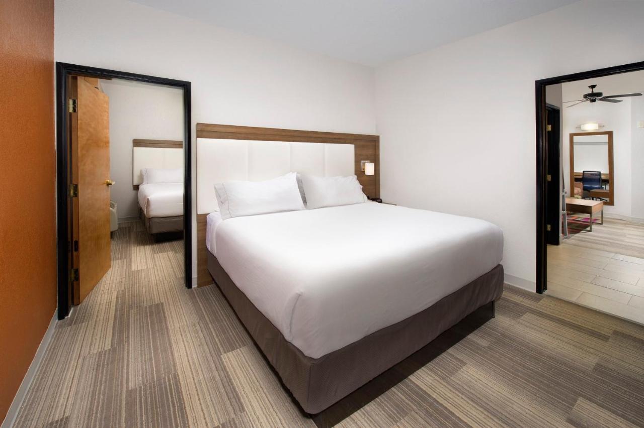 Holiday Inn Express & Suites San Antonio - Downtown Market Area By Ihg Luaran gambar